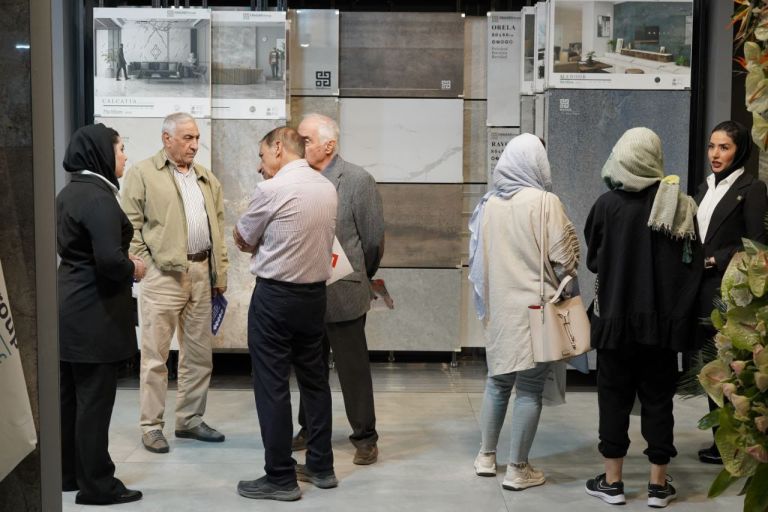 نمایشگاه صنعت ساختمان استان اصفهان، غرفه گروه تولیدی کاشی فخار (3)