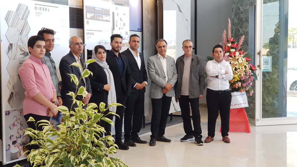 افتتاحیه فروشگاه تخصصی گروه تولیدی کاشی فخار در سمنان
